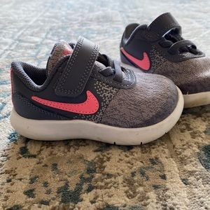 Nike Gray and bright pink